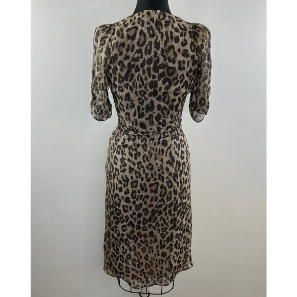 NICHOLAS Brown Surplice Leopard Print Neck Ruched Front 3/4 Sleeve Classic Fit - Picture 9 of 9